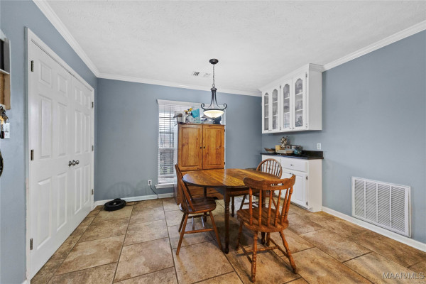 180 Stone River Loop