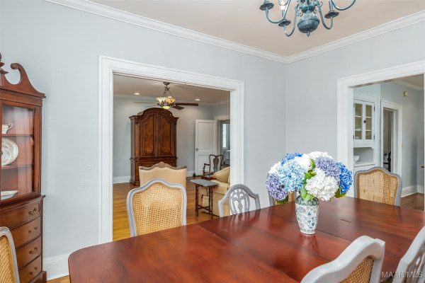 1028 Magnolia Curve