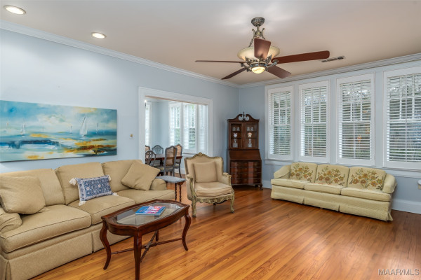 1028 Magnolia Curve
