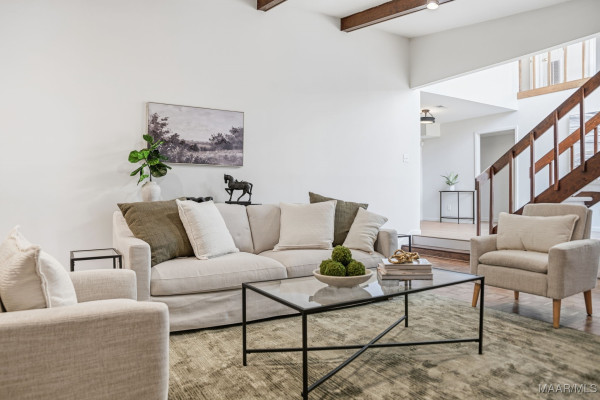 838 Williamsburg Drive