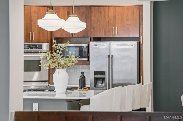 838 Williamsburg Drive