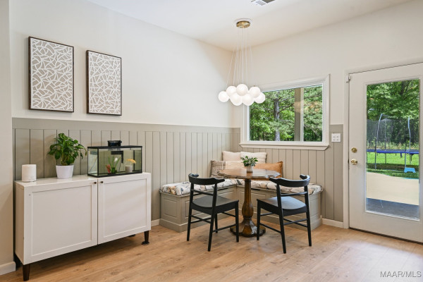 838 Williamsburg Drive