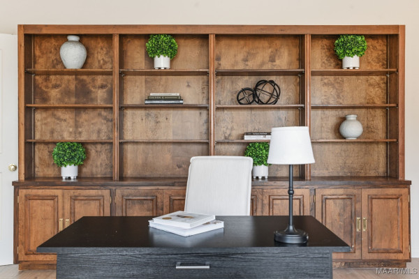 838 Williamsburg Drive