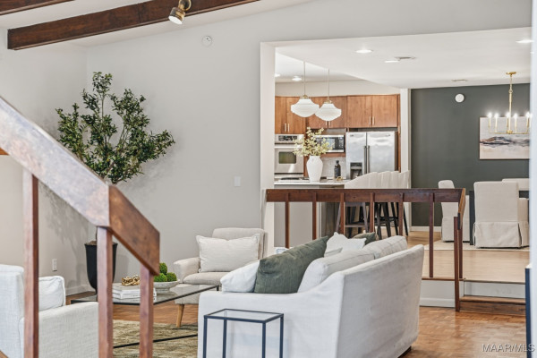 838 Williamsburg Drive