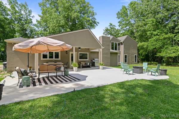 838 Williamsburg Drive