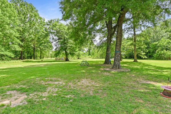 838 Williamsburg Drive