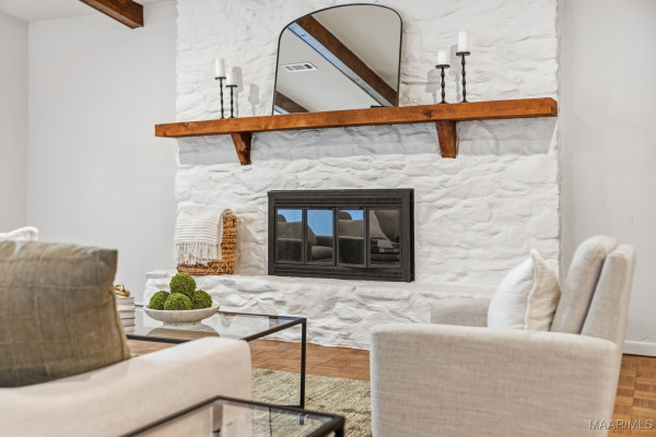 838 Williamsburg Drive