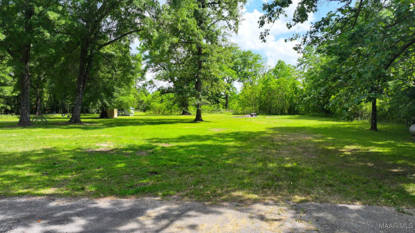 838 Williamsburg Drive