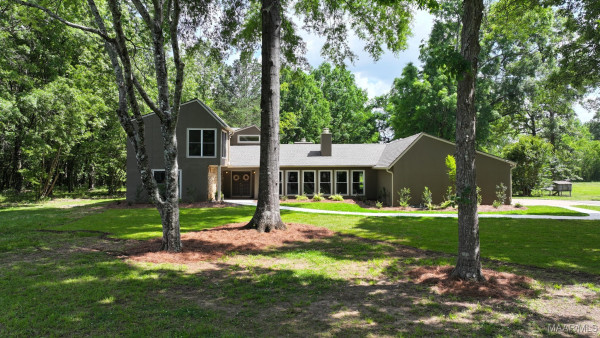 838 Williamsburg Drive