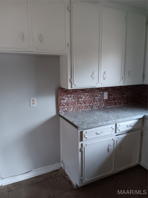 3338 Biltmore Avenue