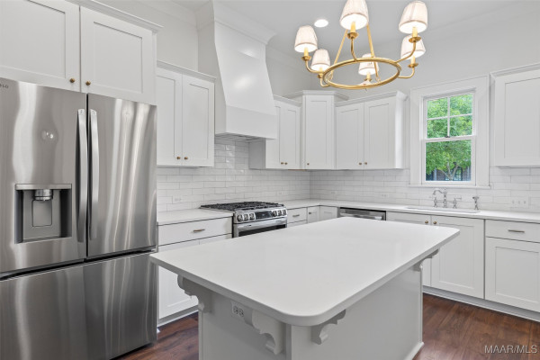 5030 Lower James Street