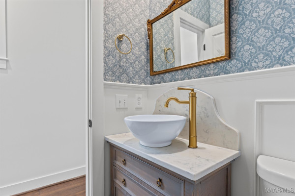 5030 Lower James Street