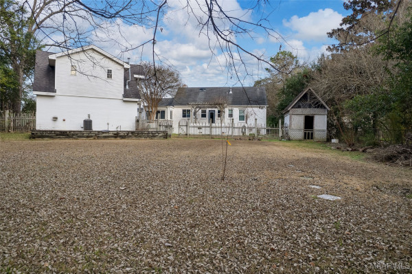 3640 NARROW LANE Road