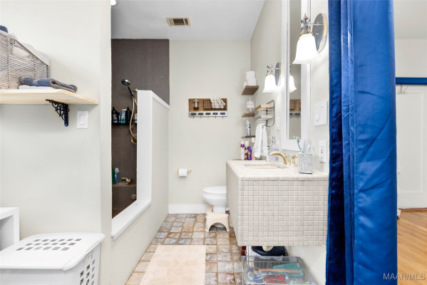 3640 NARROW LANE Road