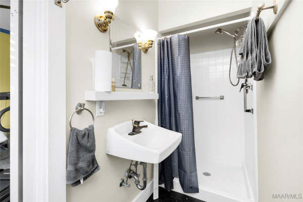 3640 NARROW LANE Road