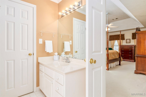 8113 Lichfield Court