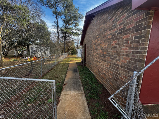 127 BRIARBROOK Drive