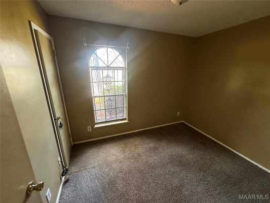 127 BRIARBROOK Drive