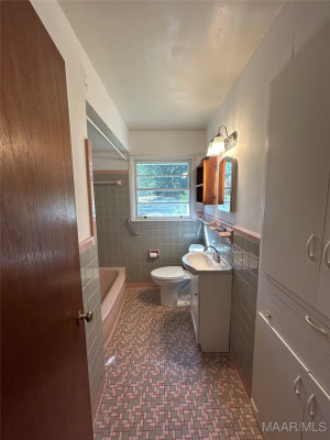 179 W Rosemary Road