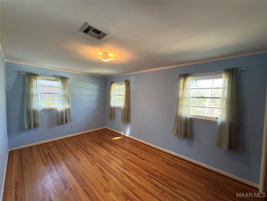 179 W Rosemary Road