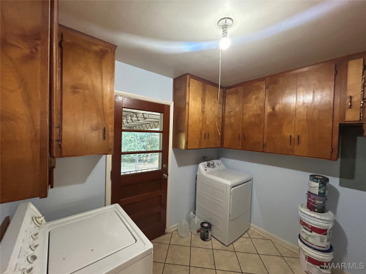 179 W Rosemary Road