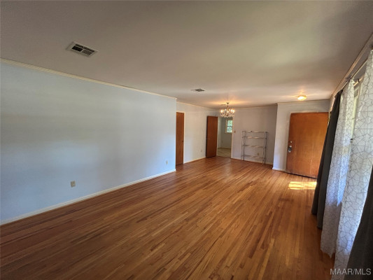 179 W Rosemary Road