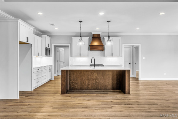 200 Plantation Oaks Boulevard