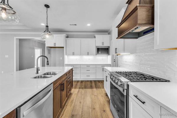 200 Plantation Oaks Boulevard