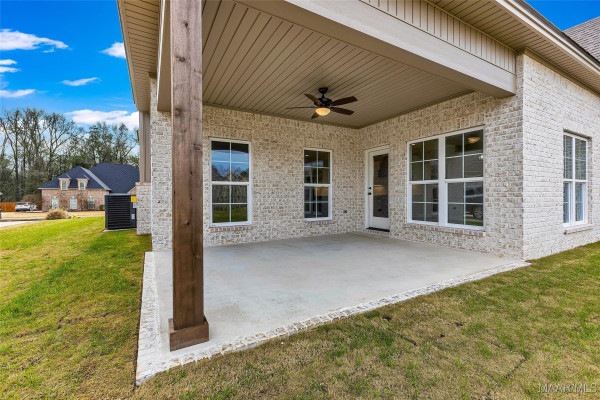 200 Plantation Oaks Boulevard