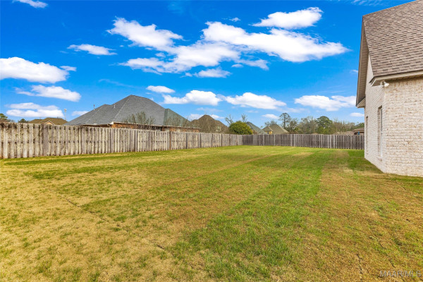 200 Plantation Oaks Boulevard