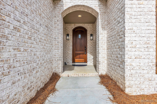 200 Plantation Oaks Boulevard