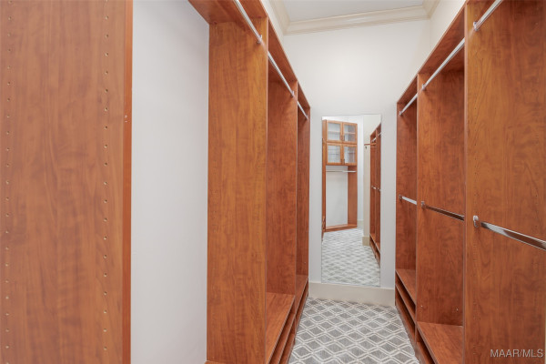 9861 WYNCREST Circle