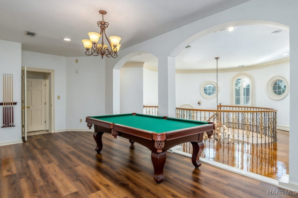 9861 WYNCREST Circle