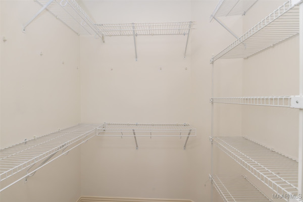 9861 WYNCREST Circle