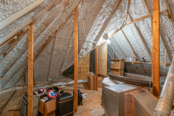 9861 WYNCREST Circle