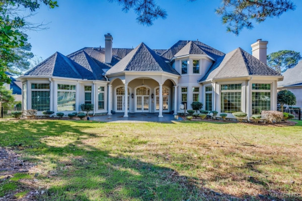 9861 WYNCREST Circle