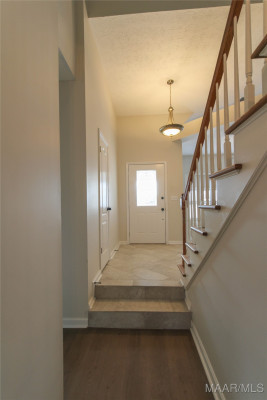8719 Chalmers Court