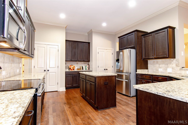 3654 WESTON Place