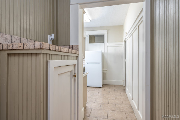 951 CLOVERDALE Road