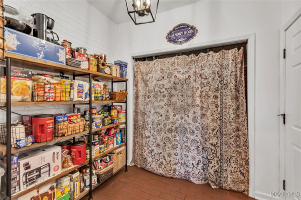 937 Ridgeland Farms Road