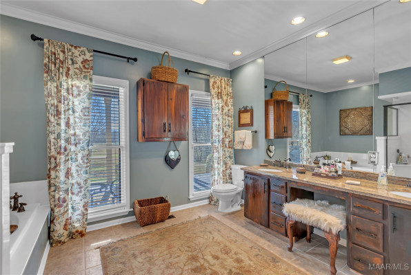 937 Ridgeland Farms Road