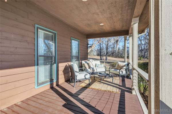 937 Ridgeland Farms Road