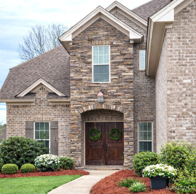 8913 Caraway Lane