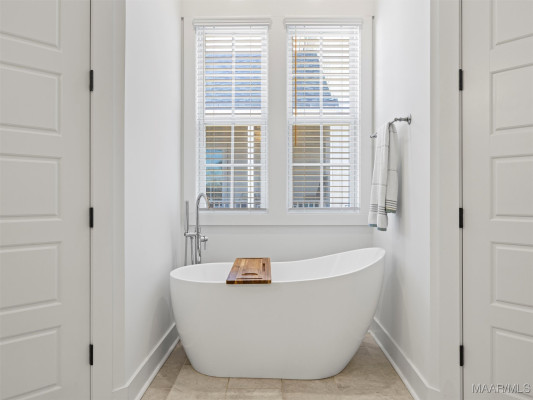 114 Forest Glen Drive