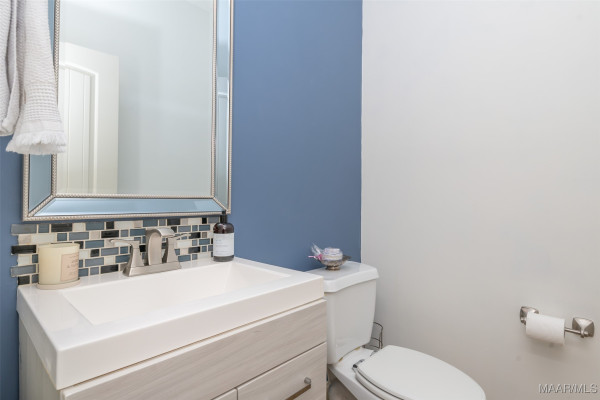 1625 Bon Terre Boulevard