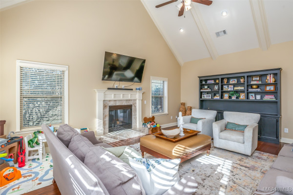 1625 Bon Terre Boulevard