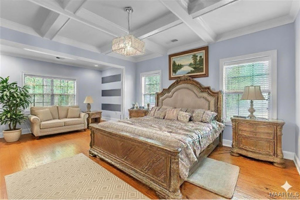 126 N Dogwood Terrace