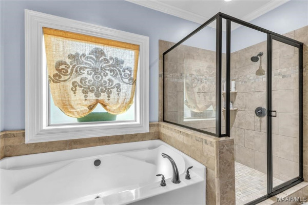 126 N Dogwood Terrace