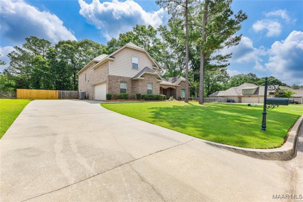 126 N Dogwood Terrace