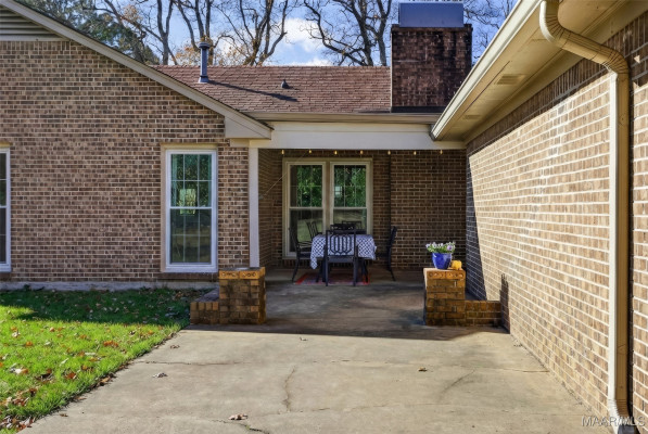 1923 Vaughn Lane